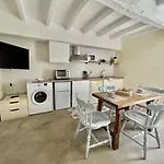 Casina Fiore - 34601 Apartment Suesa
