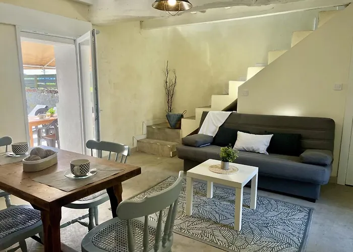 Casina Fiore - 34601 Suesa